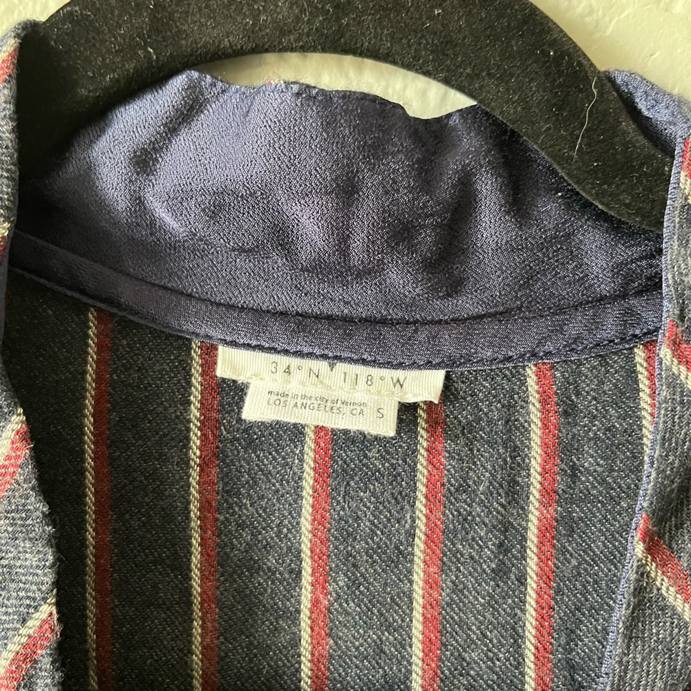 34N 118W Striped Long Sleeve Crop Top Size Small - Picture 2 of 4
